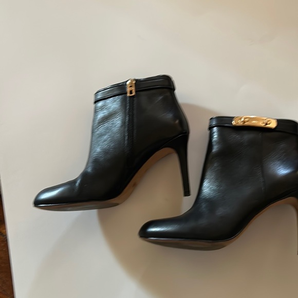 Coach Genuine Leather Size 7B Ankle hi Boots - Picture 1 of 12